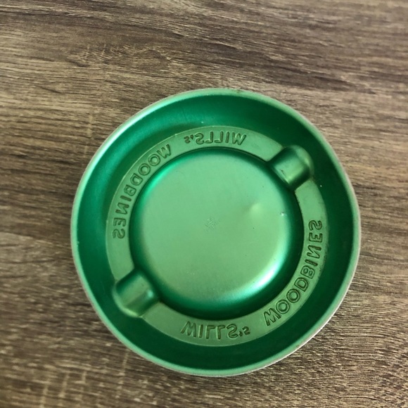 Vtg Green Wills's Woodbines Ashtray - Picture 3 of 10